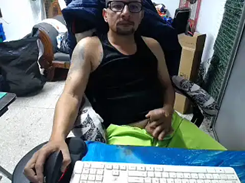 Snapshot of alexam_gal@xh chatting on 8, 3, 2025 alexam galxh online show from 8, 3, 2025