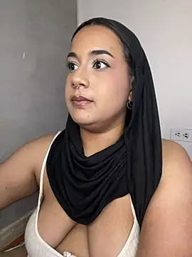 Snapshot of Maryam_yamal chatting on 8, 2, 2025 Maryam yamal online show from 8, 2, 2025