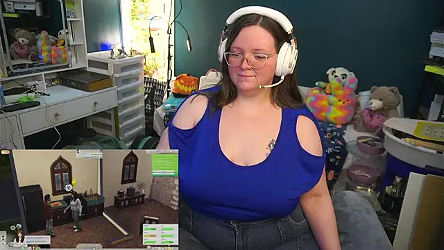 Snapshot of Geeky_Kitten chatting on 17, 10, 2025 Geeky Kitten online show from 17, 10, 2025