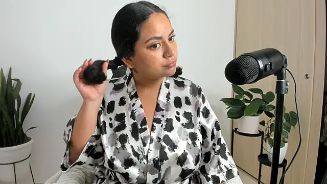 susy angel online show from 12, 1, 2026