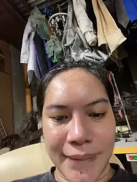 Hebefemme online show from 10, 11, 2025