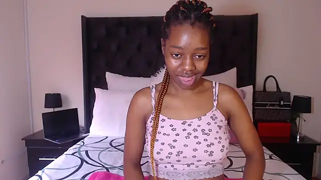 Snapshot of Sexynaughty_Gal chatting on 12, 1, 2025 Sexynaughty Gal online show from 12, 1, 2025