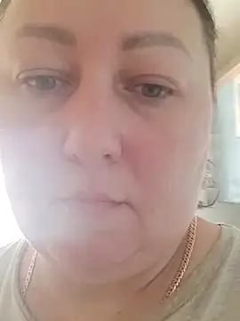 Rini333 online show from 13, 2, 2025