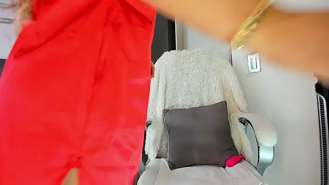 NatalieClark online show from 19, 1, 2026