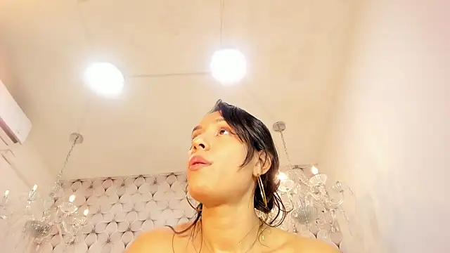 PilarJones  online show from 9, 1, 2025