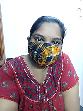 Snapshot of lovely-latha chatting on 4, 1, 2025 lovely-latha online show from 4, 1, 2025