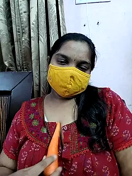 Snapshot of lovely-latha chatting on 5, 2, 2025 lovely-latha online show from 5, 2, 2025