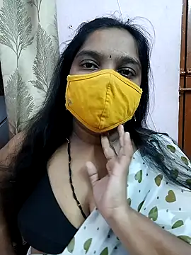 Snapshot of lovely-latha chatting on 10, 2, 2025 lovely-latha online show from 10, 2, 2025