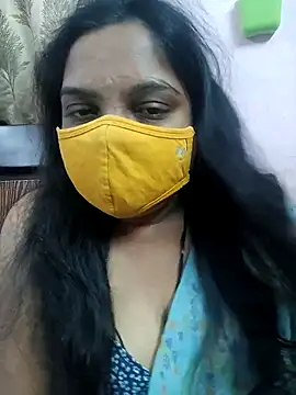 Snapshot of lovely-latha chatting on 18, 3, 2025 lovely-latha online show from 18, 3, 2025