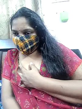 Snapshot of lovely-latha chatting on 8, 10, 2025 lovely-latha online show from 8, 10, 2025