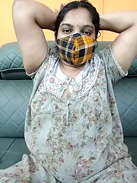 Snapshot of lovely-latha chatting on 9, 10, 2025 lovely-latha online show from 9, 10, 2025