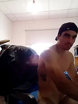 Snapshot of Luckyan10 chatting on 11, 11, 2025 Luckyan10 online show from 11, 11, 2025