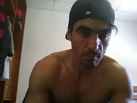 Snapshot of Luckyan10 chatting on 14, 11, 2025 Luckyan10 online show from 14, 11, 2025