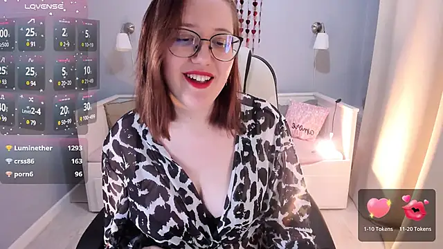 Snapshot of Charmy_Gracy chatting on 16, 2, 2025 Charmy Gracy online show from 16, 2, 2025