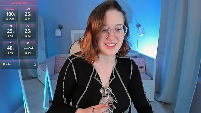 Snapshot of Charmy_Gracy chatting on 10, 10, 2025 Charmy Gracy online show from 10, 10, 2025