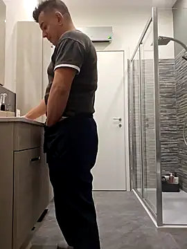 Snapshot of kekko-1982 chatting on 20, 12, 2024 kekko-1982 online show from 20, 12, 2024