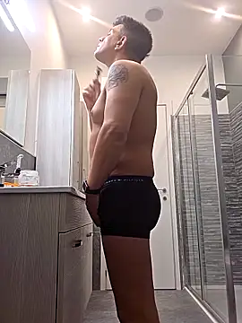 Snapshot of kekko-1982 chatting on 18, 11, 2025 kekko-1982 online show from 18, 11, 2025