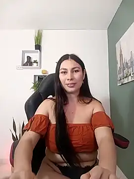 Snapshot of bella_99_ chatting on 21, 12, 2024 bella 99 online show from 21, 12, 2024