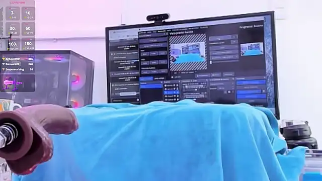 naty girl  online show from 10, 10, 2025