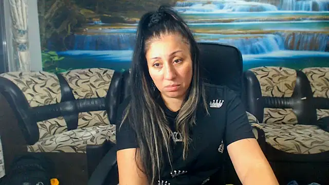 MoistMady online show from 18, 10, 2025