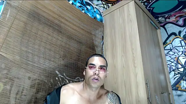 Justin Frank online show from 14, 10, 2025