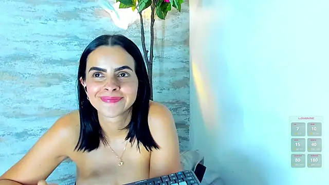 Snapshot of Amelia_Myers chatting on 12, 3, 2025 Amelia Myers online show from 12, 3, 2025