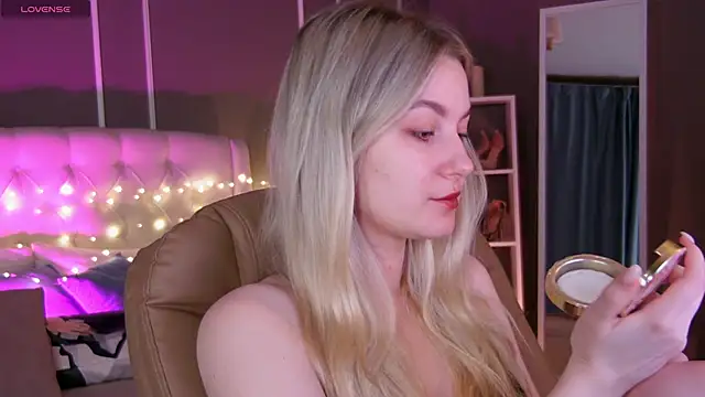 Snapshot of elinanortas chatting on 9, 2, 2025 elinanortas online show from 9, 2, 2025