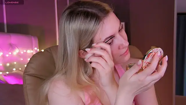 Snapshot of elinanortas chatting on 11, 2, 2025 elinanortas online show from 11, 2, 2025