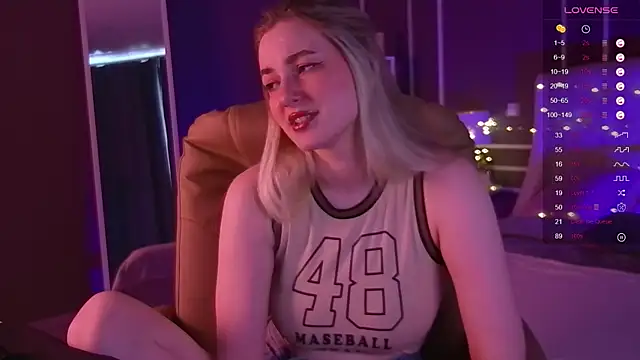 Snapshot of elinanortas chatting on 19, 3, 2025 elinanortas online show from 19, 3, 2025