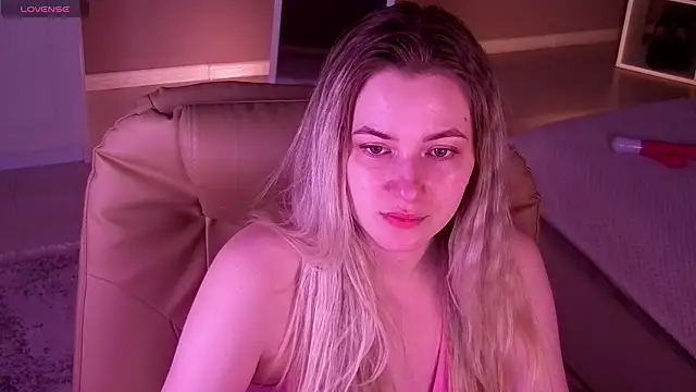 Snapshot of elinanortas chatting on 9, 9, 2025 elinanortas online show from 9, 9, 2025