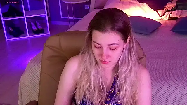 Snapshot of elinanortas chatting on 29, 9, 2025 elinanortas online show from 29, 9, 2025