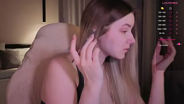 Snapshot of elinanortas chatting on 16, 12, 2025 elinanortas online show from 16, 12, 2025