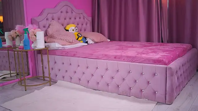 AshleySinn online show from 30, 10, 2025