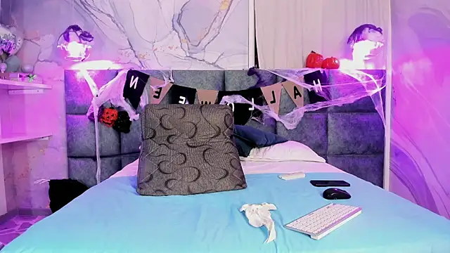 Scarleett 22 online show from 16, 10, 2025