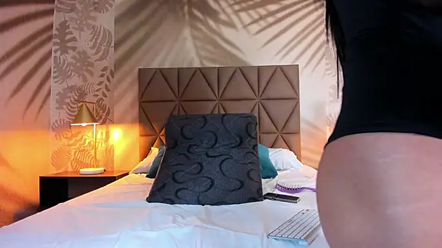 Scarleett 22 online show from 11, 11, 2025