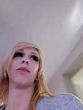 Snapshot of AmethystFoxx chatting on 27, 2, 2025 AmethystFoxx online show from 27, 2, 2025