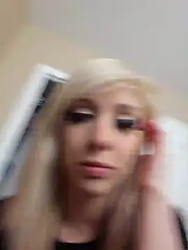 Snapshot of AmethystFoxx chatting on 9, 9, 2025 AmethystFoxx online show from 9, 9, 2025