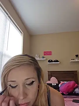 Snapshot of AmethystFoxx chatting on 16, 6, 2026 AmethystFoxx online show from 16, 6, 2026