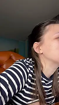 NinaVI online show from 2, 2, 2025