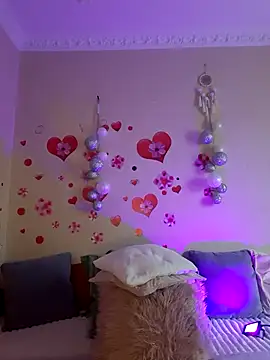 BellaBellaHot online show from 26, 10, 2025