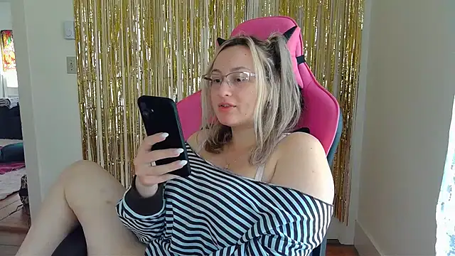 ashleyblaydex online show from 30, 4, 2026