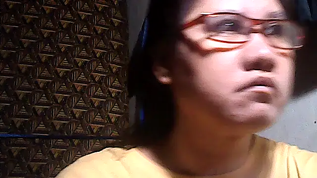 sweetsosie18 online show from 15, 4, 2026