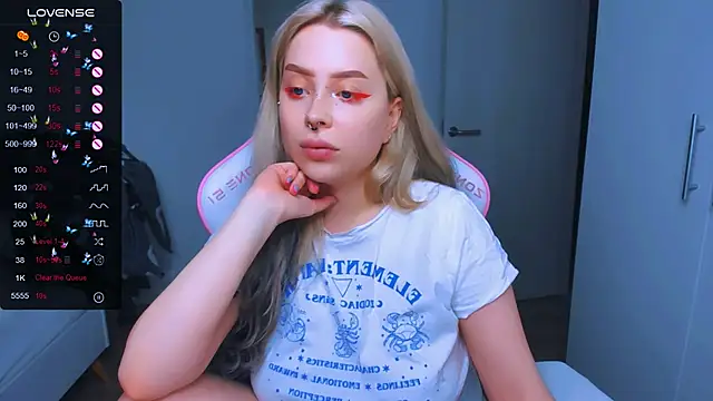 MonaLauu online show from 23, 1, 2025