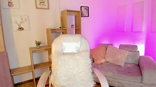 Antonnella 3 online show from 14, 9, 2025