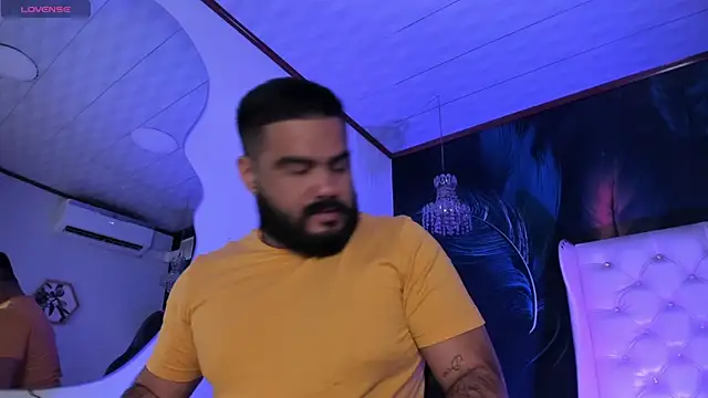 MichaelBear  online show from 2, 2, 2025