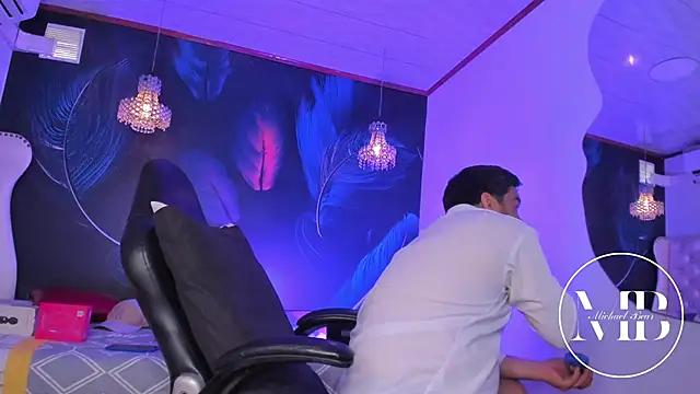 Snapshot of MichaelBear_ chatting on 11, 1, 2026 MichaelBear online show from 11, 1, 2026