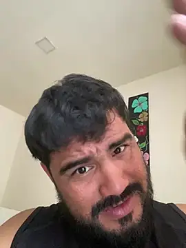 Snapshot of MichaelBear_ chatting on 13, 1, 2026 MichaelBear online show from 13, 1, 2026