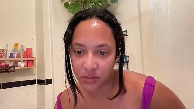 Snapshot of dreamyriri chatting on 3, 7, 2026 dreamyriri online show from 3, 7, 2026