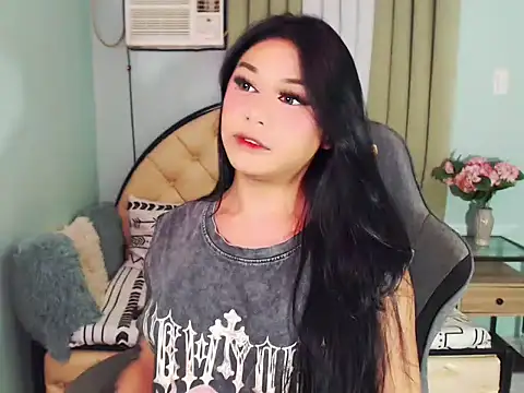 Snapshot of WeezyBabyXoxo chatting on 26, 6, 2026 WeezyBabyXoxo online show from 26, 6, 2026