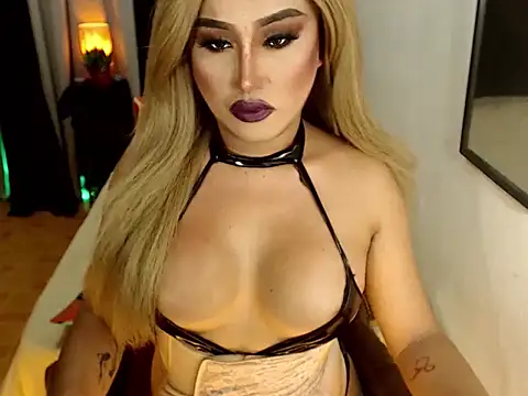 MISTRESS OF EVILCUMxx online show from 28, 1, 2025